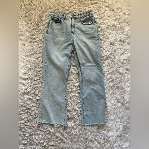 Loft light wash curvy high rise kick crop jeans size 2 or 26 - Picture 3 of 8